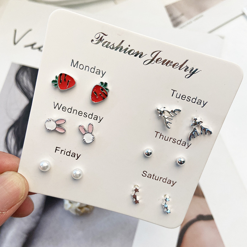 Pinduoduo's Popular One Week Earnail Set 925 Pearl Earrings For Women's Simple And Fashionable Small Jewelry Earrings For Women's Floor Stand