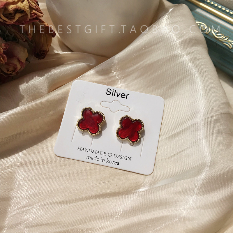 South Korea Cute Colorful Acrylic Earrings Advanced Simple Four Leaf Grass Earrings Versatile Network Red INS925 Silver Needle Female
