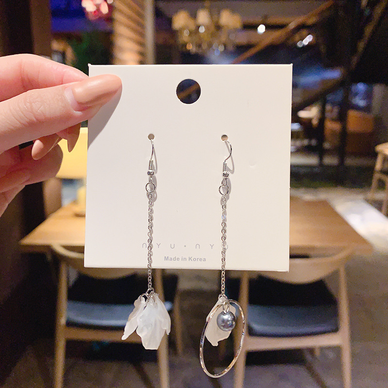 925 Silver Needle Earrings Women's Floor Stand Night Market Source Korean Fashion New Popular Earrings Wholesale Popular Earrings