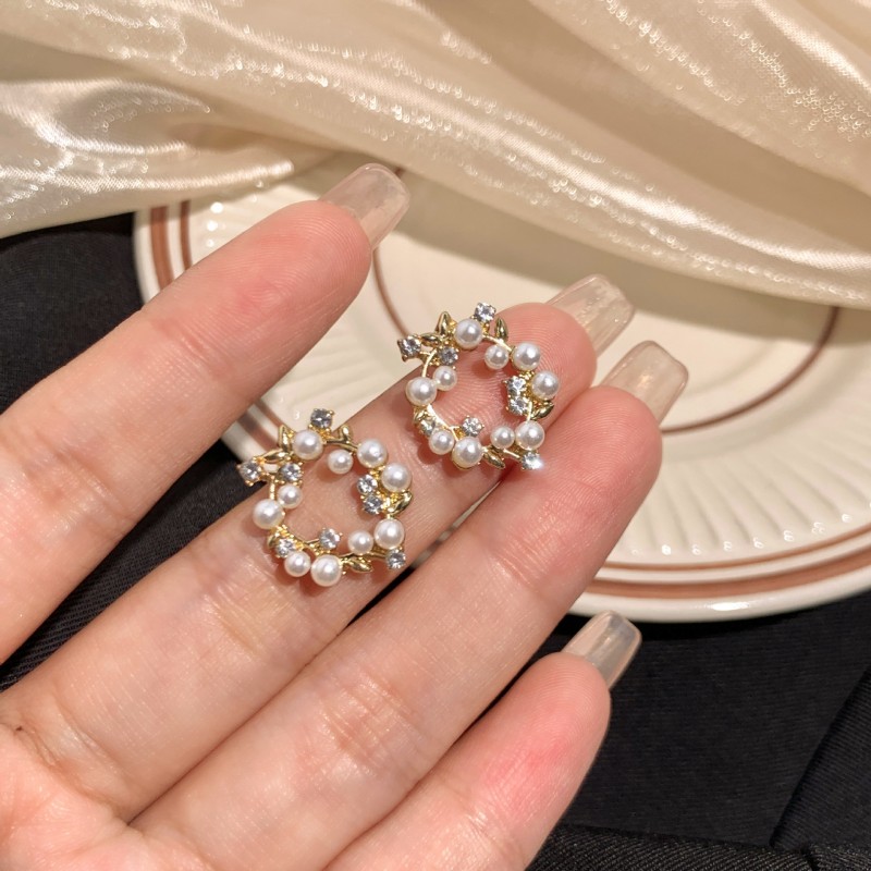 925 Silver Needle Earrings Women's Floor Stand Night Market Source Korean Fashion New Popular Earrings Wholesale Popular Earrings