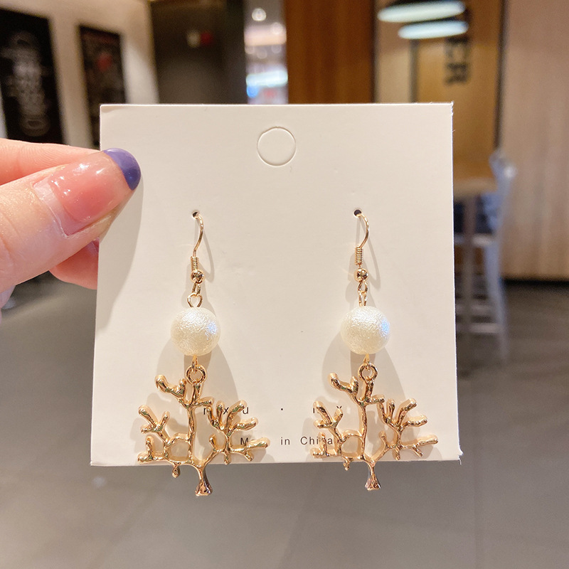 925 Silver Needle Earrings Women's Floor Stand Night Market Source Korean Fashion New Popular Earrings Wholesale Popular Earrings