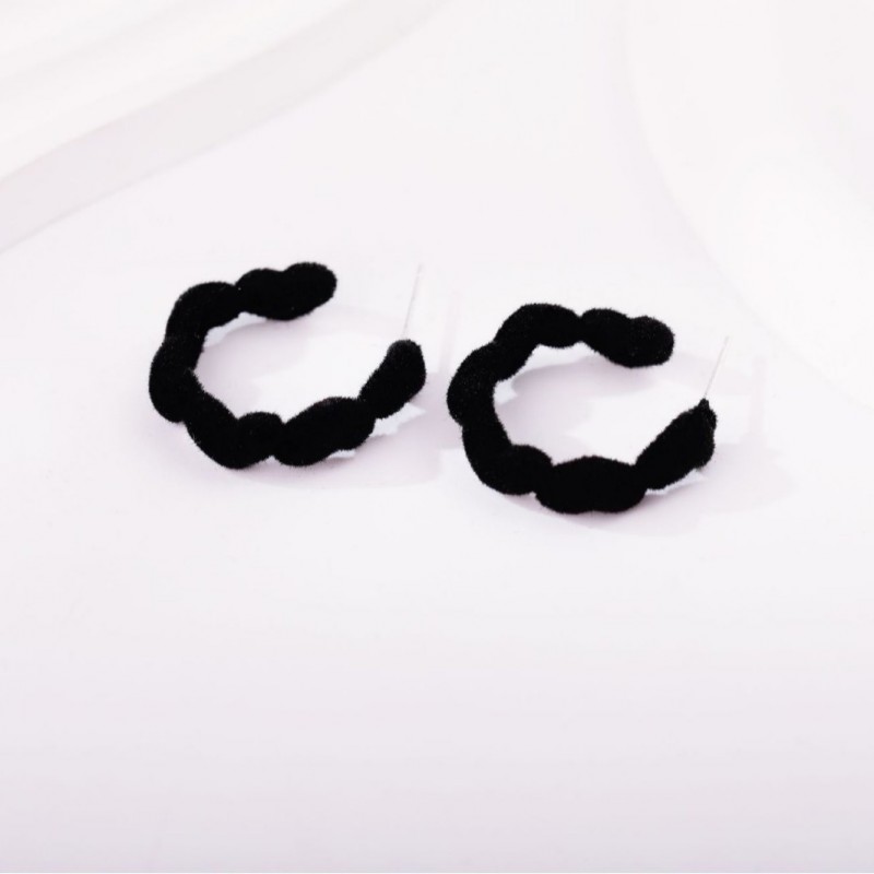 Autumn And Winter New Love Flocking Ear Studs, Small Market Design Sense, Fashion Versatile Ear Studs, Earrings, Cute Women's Earrings