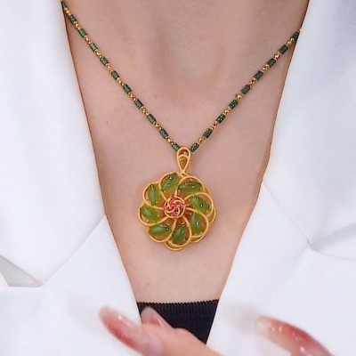 New Lucky Flower Pendant Women's Imitation Of Hota...