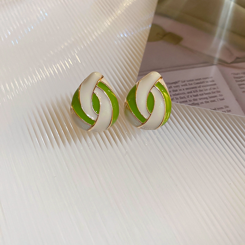 925 Silver Needle Placed On The Ground Stall Night Market Supply Source Earrings Female Korean Fashion Network Popular Live Broadcast Popular Earrings Earrings Wholesale