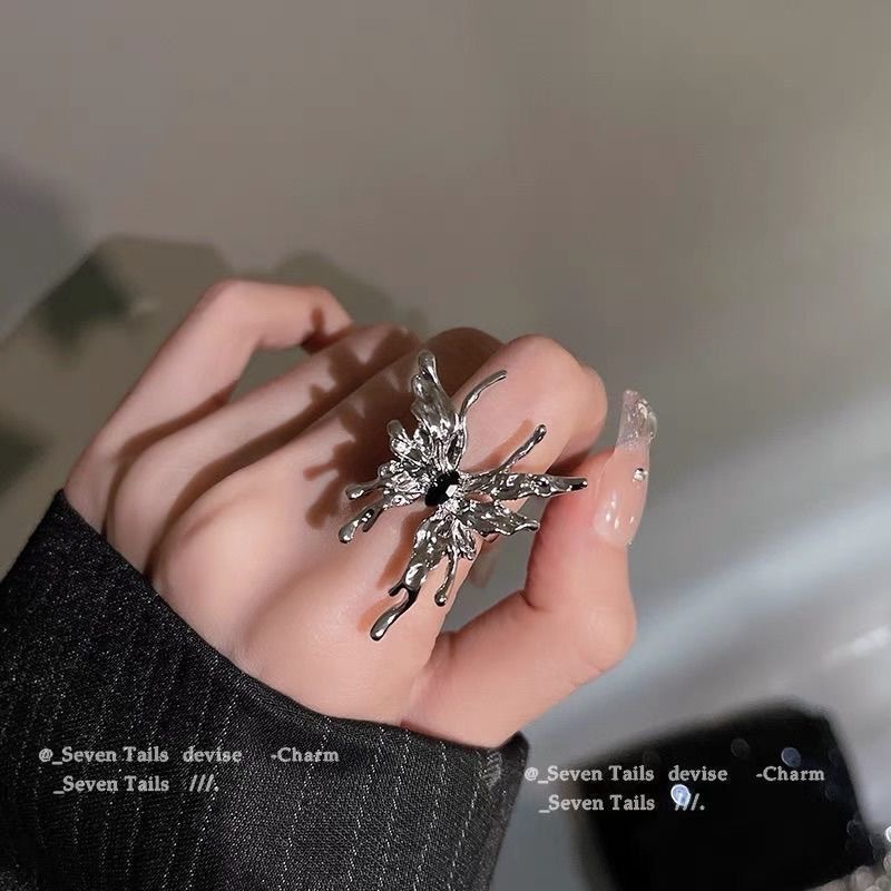 A Niche Design With A Sense Of Sophistication, A Liquid Butterfly Opening Ring For Female Students, A Trendy And Cool Style Personalized Index Finger Ring