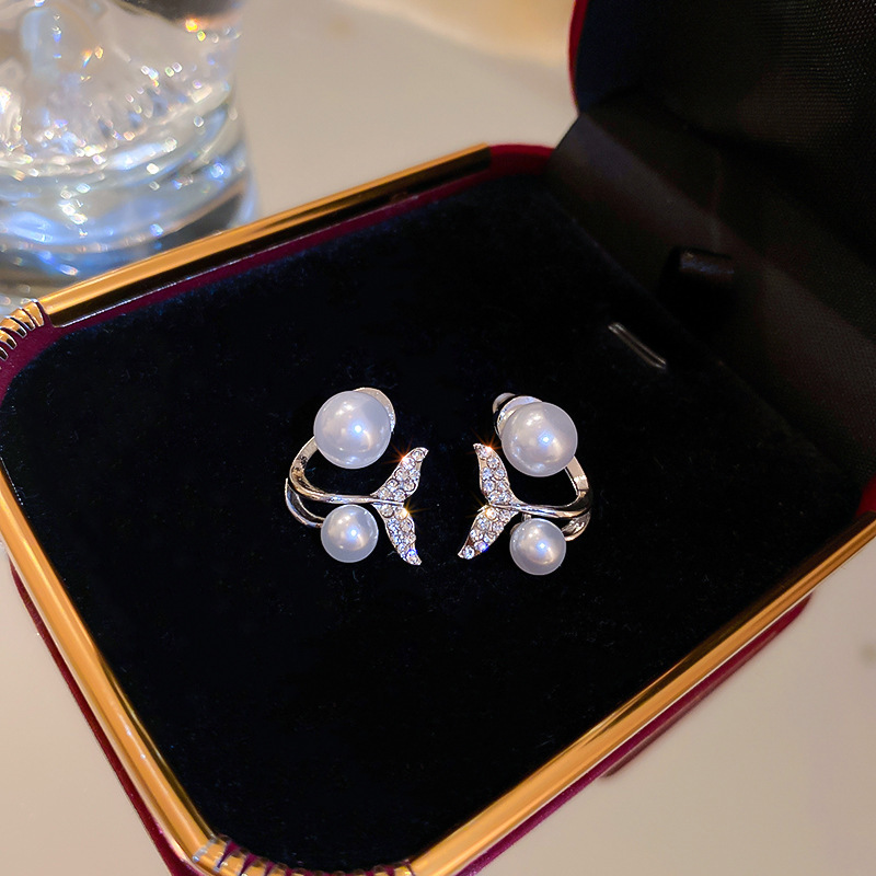925 Silver Needle Placed On The Ground Stall Night Market Supply Source Earrings Female Korean Fashion Network Popular Live Broadcast Popular Earrings Earrings Wholesale