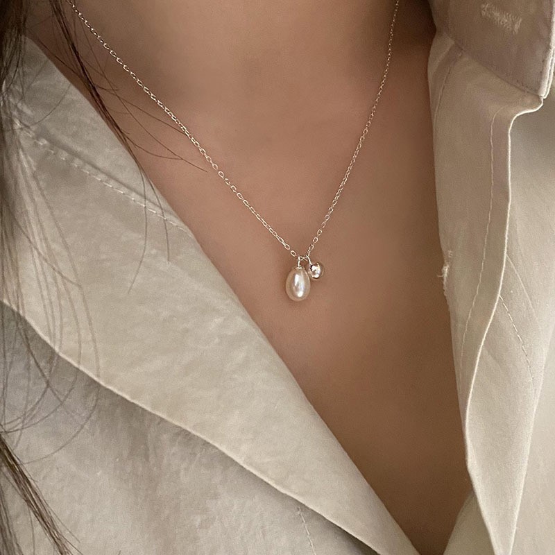 Korean Version S925 Silver Temperament Water Drop Necklace, Women's Retro Fashion, Elegant And Simple Collarbone Chain, Creative And Artistic Jewelry Trend